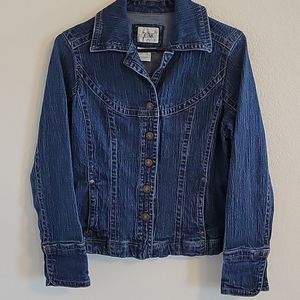 Denim jacket snap size medium LAL